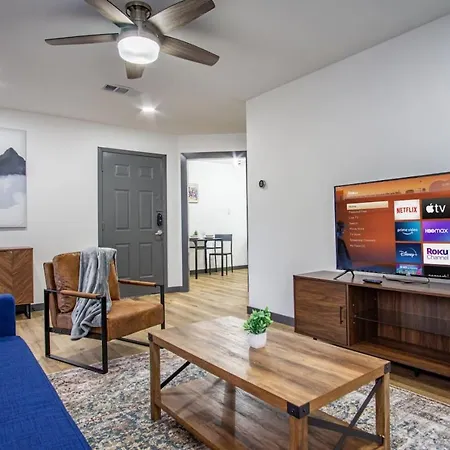 Ferienwohnung Brand New Unit - 10 Min To Downtown Austin
